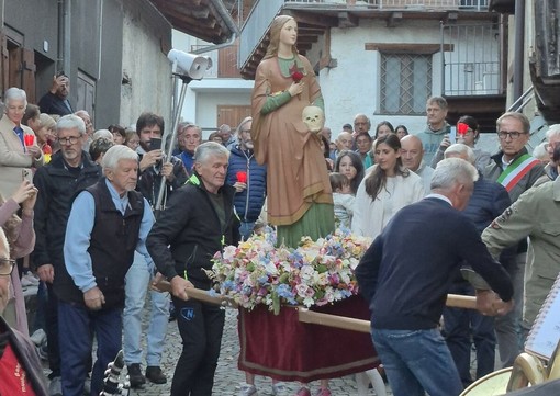 Pontechianale celebra Santa Maria Maddalena: due giorni di fede e tradizione nella frazione omonima Pontechianale celebra Santa Maria Maddalena: due giorni di fede e tradizione nella frazione omonima