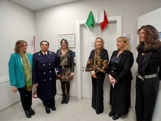 Cerimonia di scoprimento della targa dedicata a Salvatore Morelli per la nuova sala della Consulta comunale Cerimonia di scoprimento della targa dedicata a Salvatore Morelli per la nuova sala della Consulta comunale