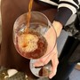 La tradizione giapponese del caffè in un calice di cristallo