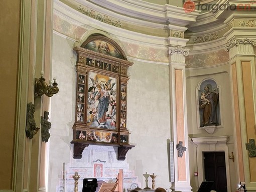 Villanova Mondovì, svelato il restauro della pala della Madonna del Rosario a Santa Caterina