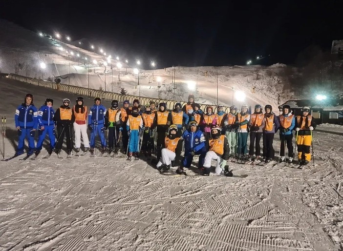 Un venerdì Diverso? Arriva il corso di sci in notturna a Prato Nevoso! Un venerdì Diverso? Arriva il corso di sci in notturna a Prato Nevoso!