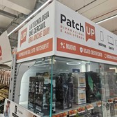 PATCHUP Retail debutta a Savigliano: tecnologia, servizi e valutazione dell’usato dentro CONAD PATCHUP Retail debutta a Savigliano: tecnologia, servizi e valutazione dell’usato dentro CONAD
