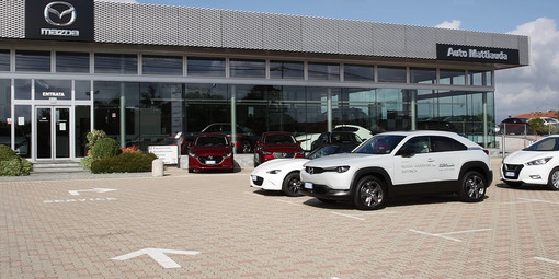 Nuova Mazda MX-30 è il Crossover Mazda 100% elettrico a emissioni zero