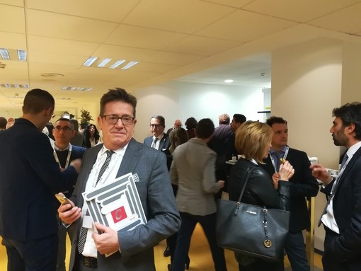 "Di accoglienza non si muore" nelle Lampeduse d'Europa "Di accoglienza non si muore" nelle Lampeduse d'Europa