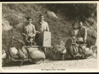 In viaggio per le ferie a Crissolo 1951 - Foto Carosso In viaggio per le ferie a Crissolo 1951 - Foto Carosso