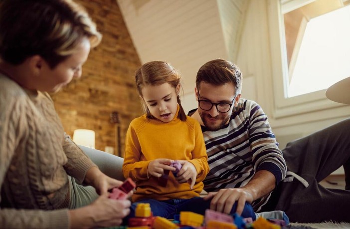 "Genitori in gioco": 30 incontri gratuiti in provincia di Cuneo per sostenere le famiglie nelle sfide educative quotidiane