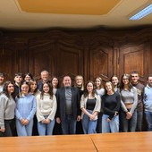 La consegna della Costituzione ai neo maggiorenni Cerveresi