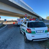 Una donna ferita nello scontro tra due veicoli in via Piumati a Bra