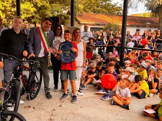 Alcuni momenti delle premiazioni durante "Sport in piazza" Alcuni momenti delle premiazioni durante "Sport in piazza"