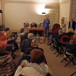 Nino Aragno presenta la serata &quot;Dialoghi di bioetica&quot;