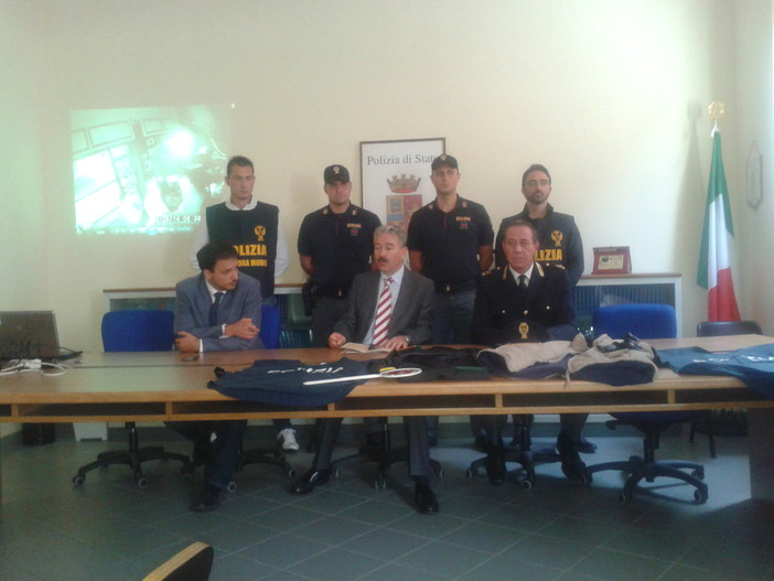 Cuneo: operazione &quot;Arancia Meccanica&quot;, arrestati tre giovanissimi e violentissimi rapinatori (Guarda il video della rapina)