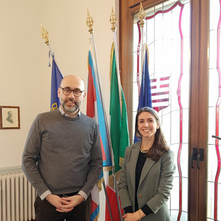Il presidente della Provincia di Cuneo Luca Robaldo con la presidente dell'Ordine degli Architetti, Pianificatori, Paesaggisti e Conservatori della Provincia di Cuneo, l'arch. Francesca Dalmasso