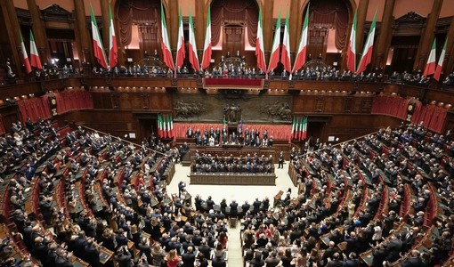 VOLTI E RISVOLTI / Sta emergendo il tentativo della politica di soffocare la partecipazione