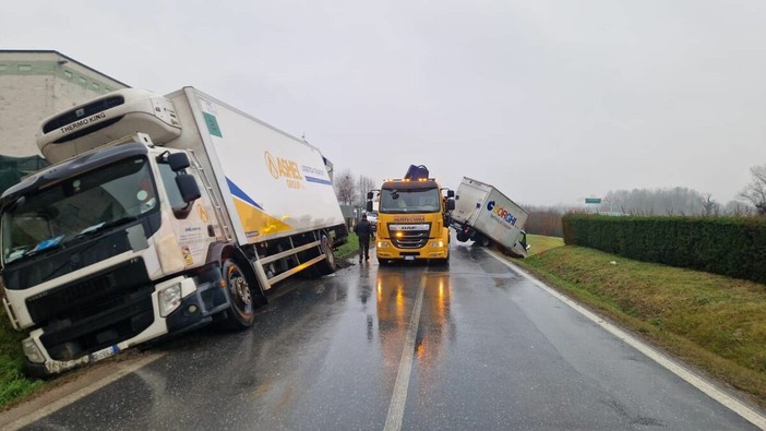 I mezzi finiti fuori strada