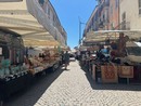 Bancarelle area pedonale via Roma Bancarelle area pedonale via Roma