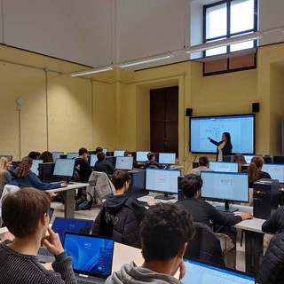 Al Liceo Arimondi-Eula di Racconigi parte il corso di informatica: competenze digitali e intelligenza artificiale
