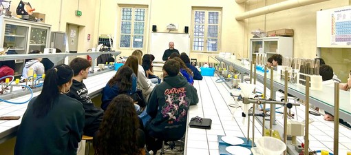 Savigliano, il cardiologo in classe: gli studenti del liceo Arimondi Eula scoprono i segreti del cuore