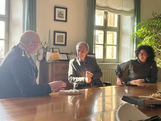 Il municipio il commiato dal comandante dei Carabinieri