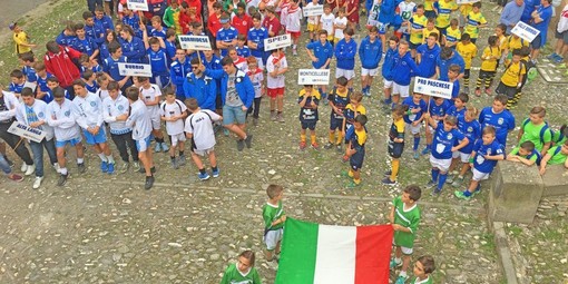 Meeting giovanile di Pallapugno: a Cuneo l'opening della rassegna