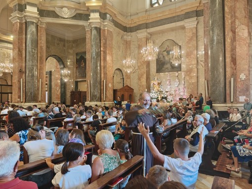In foto la benedizione dei bambini 2026, a Bra In foto la benedizione dei bambini 2026, a Bra
