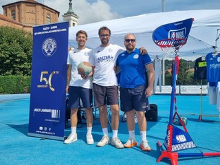 Alcuni momenti di Sport in piazza a Bra Alcuni momenti di Sport in piazza a Bra