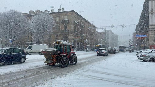 Nevicata in corso Nizza, immagine di repertorio dall'archivio del Comune di Cuneo