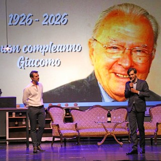 Sul palco Paolo Tibaldi e Pietro Viglino (foto Silvia Muratore - Bruno Murialdo) Sul palco Paolo Tibaldi e Pietro Viglino (foto Silvia Muratore - Bruno Murialdo)