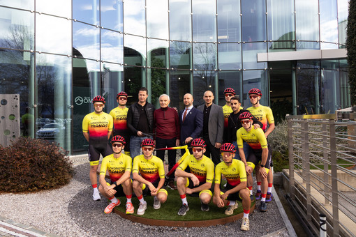 Officine Mattio partner tecnico di Lokomotiv Manas: il brand cuneese sostiene la nuova squadra ciclistica del Kirghizistan [FOTO]