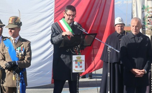 Fossano celebra il 4 novembre, Tallone: “La guerra è la cosa più orribile per un popolo” Fossano celebra il 4 novembre, Tallone: “La guerra è la cosa più orribile per un popolo”
