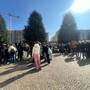 Manifestanti questa mattina in piazza Europa