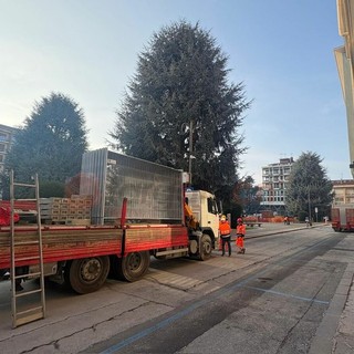 Piazza Europa, le opposizioni compatte chiedono di sospendere il Consiglio comunale di questa sera