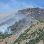 Le immagini dall'incendio boschivo di Valdieri, uno dei quattordici in corso in Piemonte in queste ore