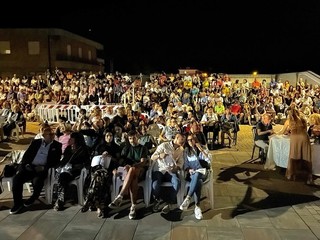Alcuni scatti dalla partecipata serata (Agenzia Acca di Andrea Caponnetto; fotografo Patryk Wywrocki, Instagram @fresheyeview) Alcuni scatti dalla partecipata serata (Agenzia Acca di Andrea Caponnetto; fotografo Patryk Wywrocki, Instagram @fresheyeview)
