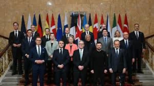 La forza di garanzia per Kiev rimandata dai guai interni dei Volenterosi La forza di garanzia per Kiev rimandata dai guai interni dei Volenterosi