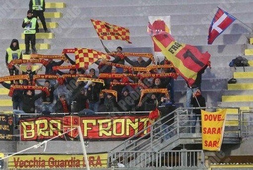 Tifoseria Bra Font al Giuseppe Sivori di Sestri Levante (Credit foto Sport People) Tifoseria Bra Font al Giuseppe Sivori di Sestri Levante (Credit foto Sport People)