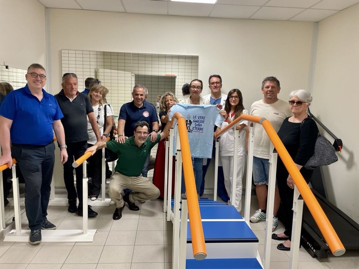 Donata attrezzatura riabilitativa all’ospedale di Mondovì: “Un gesto concreto in ricordo di Yassir” Donata attrezzatura riabilitativa all’ospedale di Mondovì: “Un gesto concreto in ricordo di Yassir”