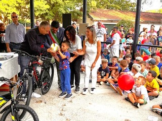 Alcuni momenti delle premiazioni durante "Sport in piazza" Alcuni momenti delle premiazioni durante "Sport in piazza"
