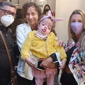 La piccola Alice con Gianna Nannini