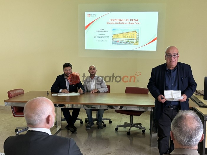 Immagine dell'incontro del settebre 2024 sull'ospedale di Ceva con l'assessore Riboldi, il sindaco Mottinelli e il dg Asl Cn1 Guerra Immagine dell'incontro del settebre 2024 sull'ospedale di Ceva con l'assessore Riboldi, il sindaco Mottinelli e il dg Asl Cn1 Guerra