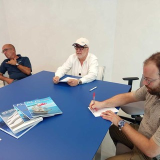 Il presidente Merlo durante l'incontro con la stampa tenuto oggi a Castelletto Stura