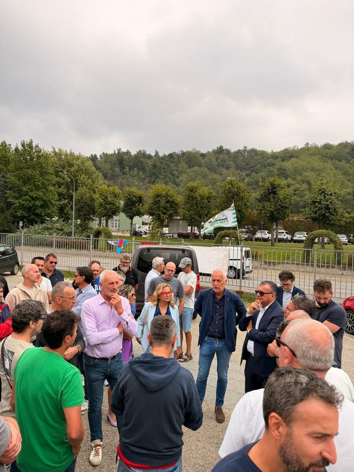 Il senatore Bergesio, insieme ai sindaci del territorio, al presidio dello scorso 10 settembre