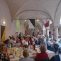 Fossano, la “Cena rinascimentale” nel cortile del castello tappa di avvicinamento alla “Giostra de l’Oca”