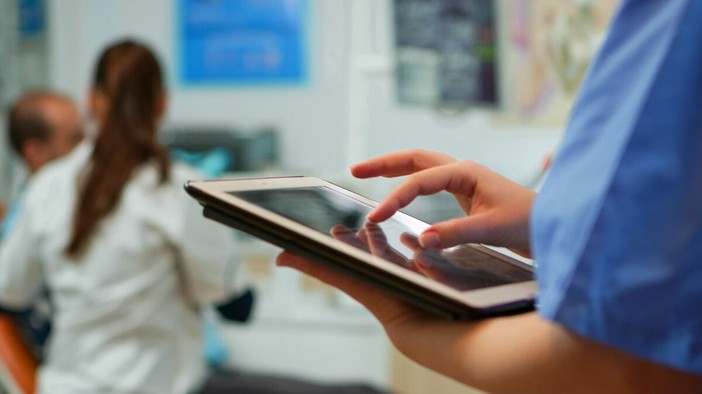 Il Rotary porta la medicina digitale a Lequio Berria: screening gratuiti per adulti e bambini