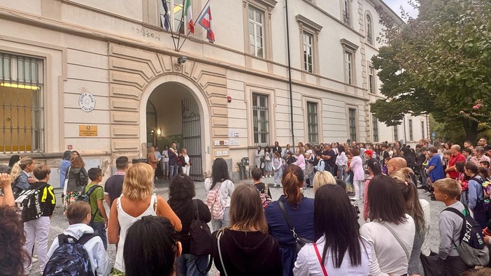 Il saluto del sindaco Tallone alle studentesse e studenti fossanesi Il saluto del sindaco Tallone alle studentesse e studenti fossanesi