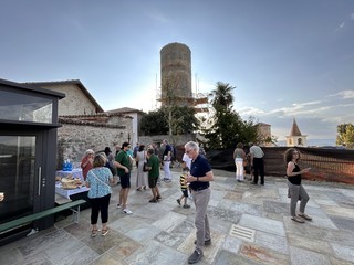 Nelle immagini alcuni momenti della presentazione e il maniero in fase di restauro Nelle immagini alcuni momenti della presentazione e il maniero in fase di restauro