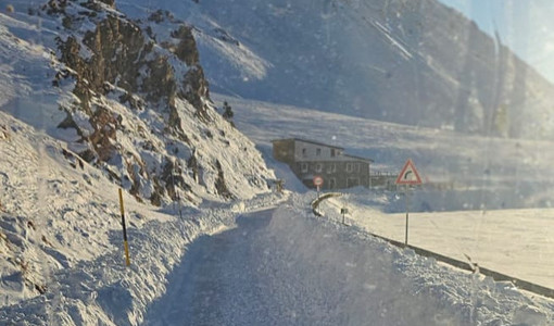 Colle della Maddalena, in corso la pulizia della strada per la riapertura [VIDEO]