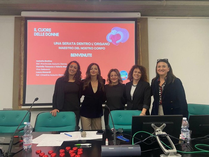 Azzurro Donna organizza il primo evento a Cuneo: "Il cuore delle donne" Azzurro Donna organizza il primo evento a Cuneo: "Il cuore delle donne"