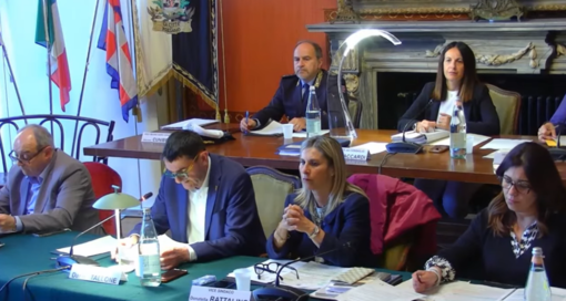 Il Consiglio Comunale di Fossano tiene viva la questione lavori pubblici e viabilità, con molti interventi sul territorio Il Consiglio Comunale di Fossano tiene viva la questione lavori pubblici e viabilità, con molti interventi sul territorio