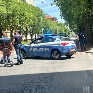 Polizia e Polizia Locale sul luogo dell'incidente Polizia e Polizia Locale sul luogo dell'incidente