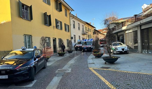 Famiglia intossicata dal monossido di carbonio in un appartamento nel centro storico di Bra